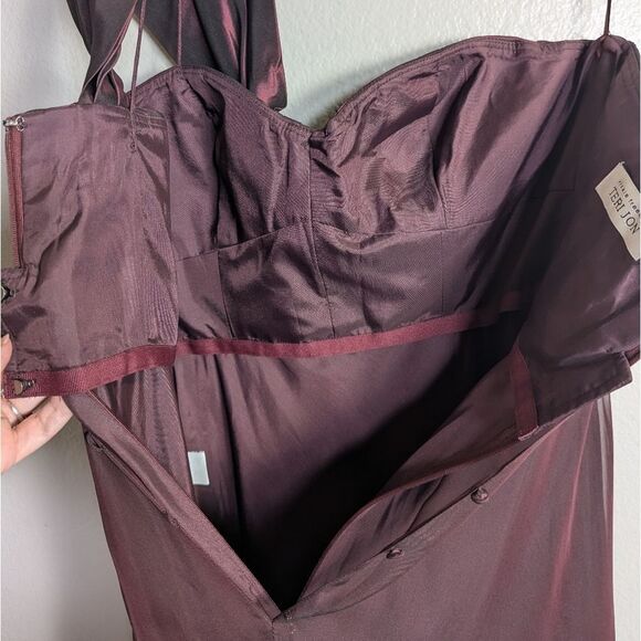 Rickie Freeman Teri Jon Plum Aubergine Silk Pleated One Shoulder Gown Dress 6 - Picture 7 of 13